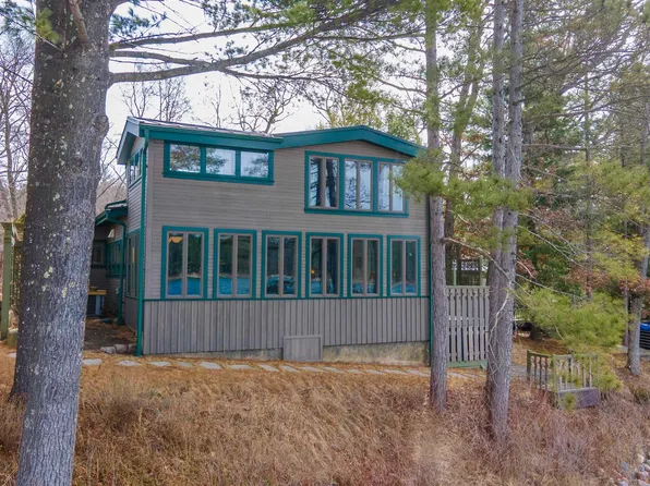 W13577 S Pleasant Rd, Westfield, WI 53964