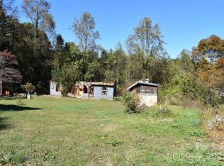 137 Smith Hill Rd, Marion, NC 28752