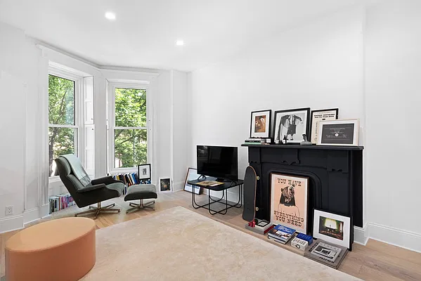 Sold by SERHANT. | media 8