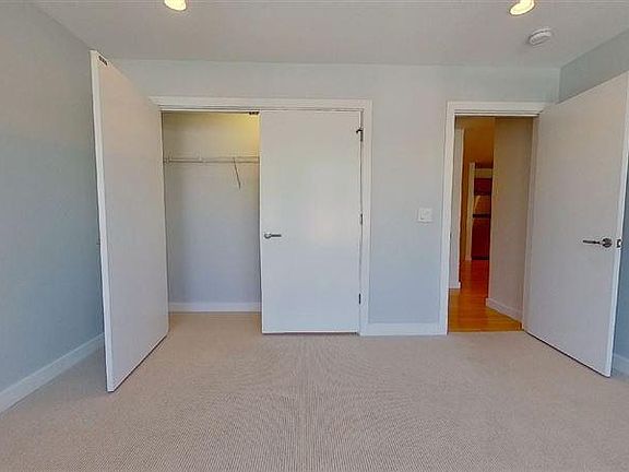 5th image of 96 Chestnut Hill Ave #201