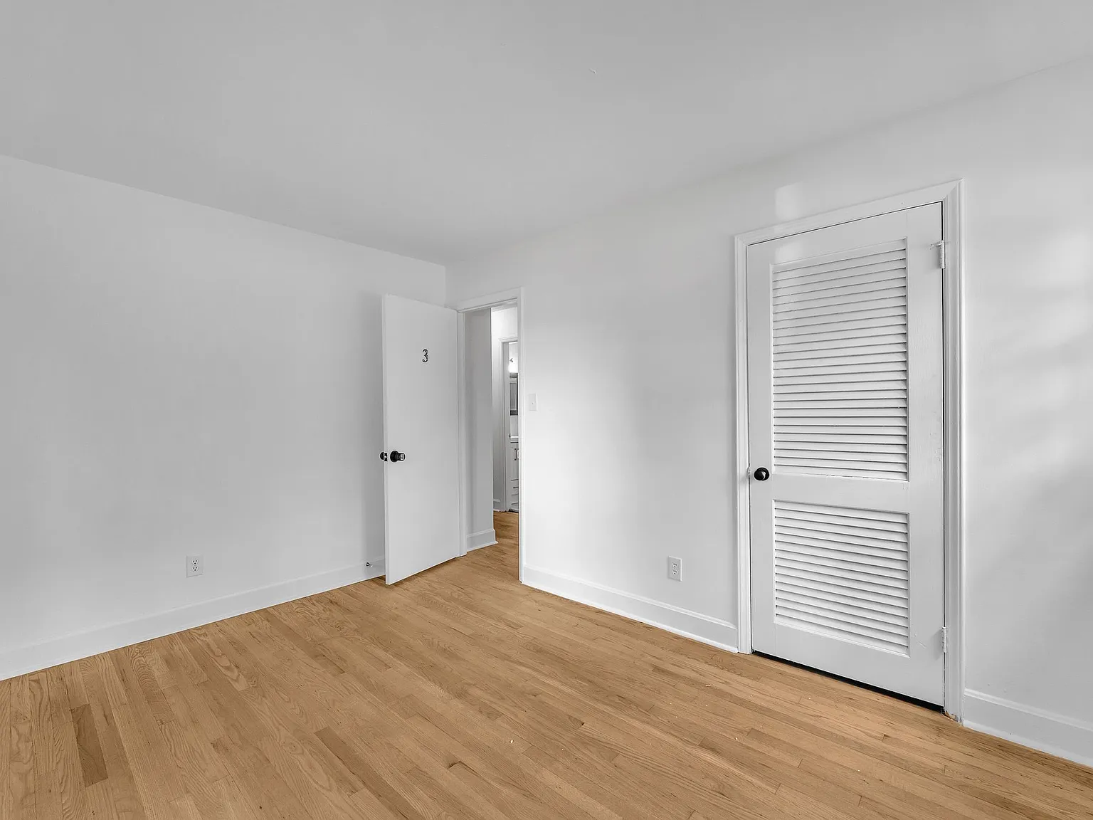 Briardale Dr, Charlotte — Photo 4