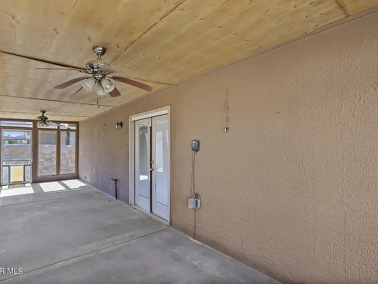 14438 Miguel Terrazas Dr — Photo 37