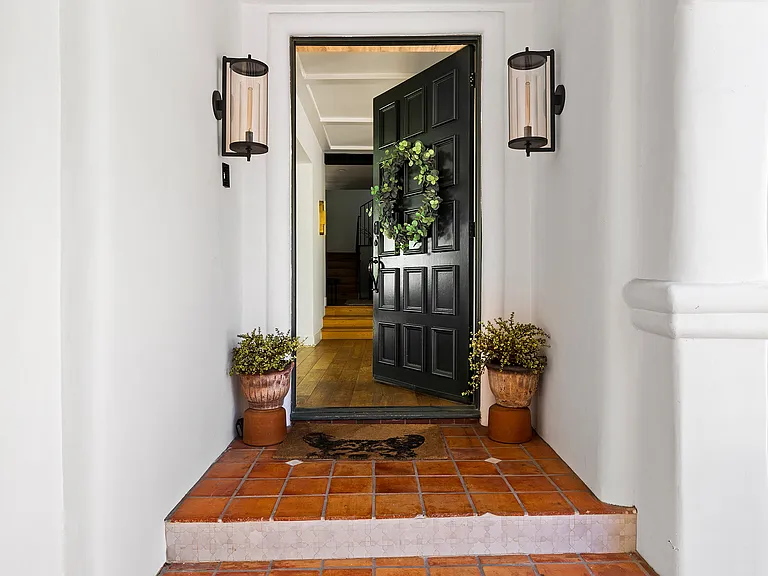 5115 Los Feliz Blvd — Photo 13