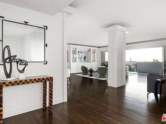 2nd image of 10450 Wilshire Blvd Unit 8A