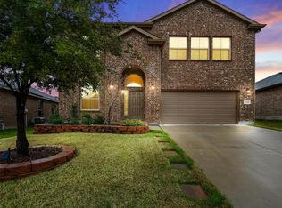 1737 Falling Star Dr, Haslet, TX 76052