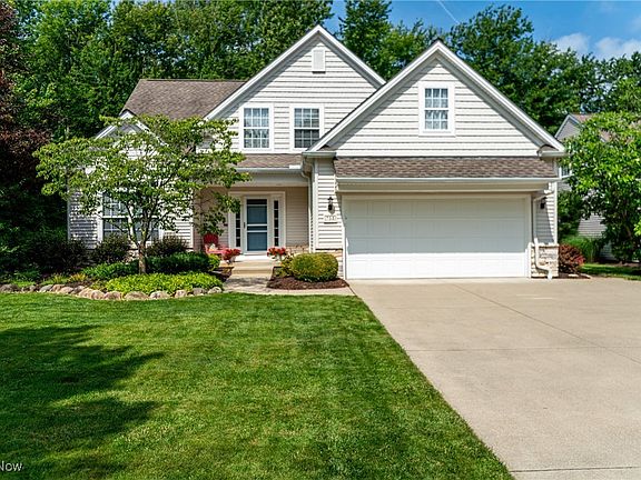 2nd image of 702 Coronado Cir