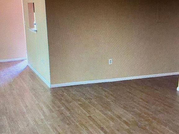 2nd image of 3922 Versailles Dr #3922A