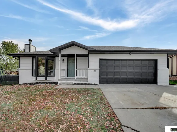 1637 W Mulberry St, Lincoln, NE 68522