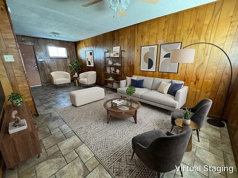 807 W Hallmark Ave — Photo 3