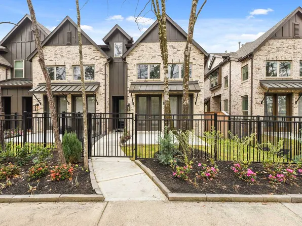 2722 Woodforest Pkwy N, Montgomery, TX 77316