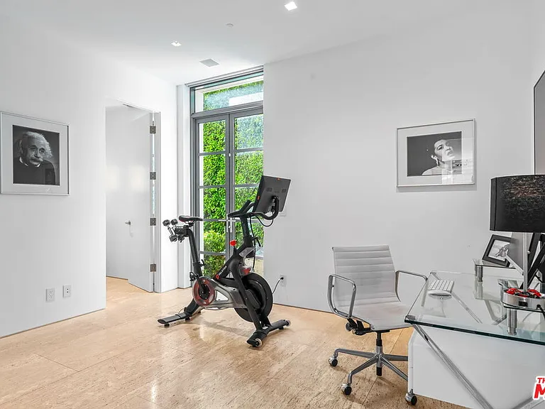 623 Alma Real Dr — Photo 19