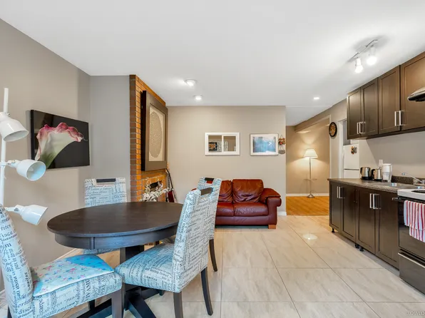 3282 King Edward Ave W #Basement, Vancouver, BC V6L 1V7