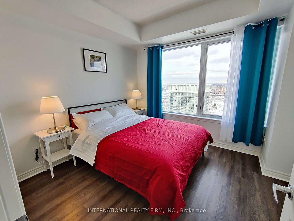 385 Prince Of Wales Dr Mississauga, ON, L5B0C6 Apartments for Rent