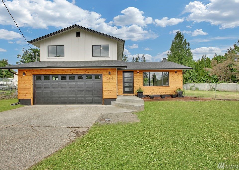 1st image of 12302 76th Ave E