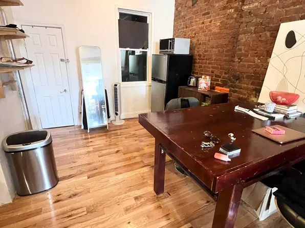 189 Bedford Avenue image 7 of 7