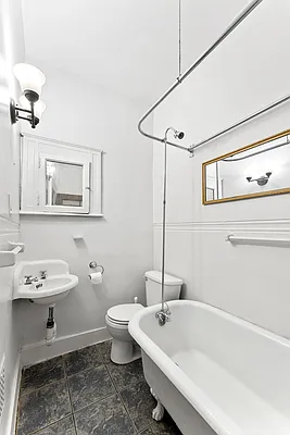 Rented by Compass | media 10