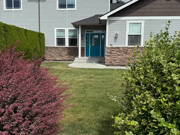 7001 Loren Pl, Yakima, WA 98908