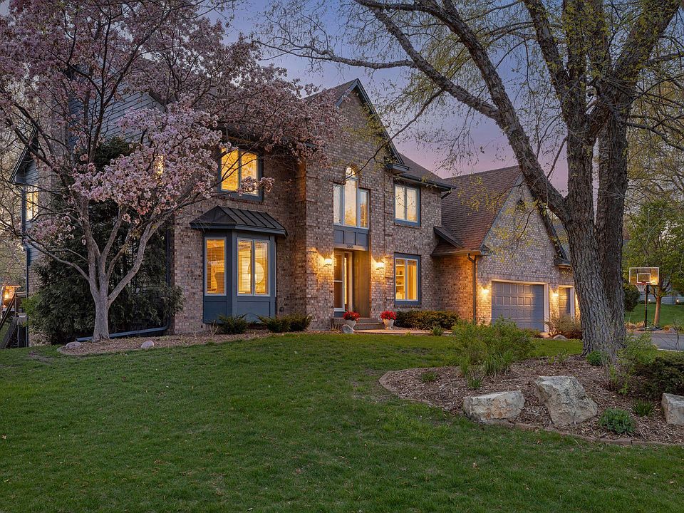 1st image of 3015 Olive Ln N