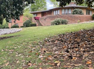 1421 Rosalyn Dr, Knoxville, TN 37914