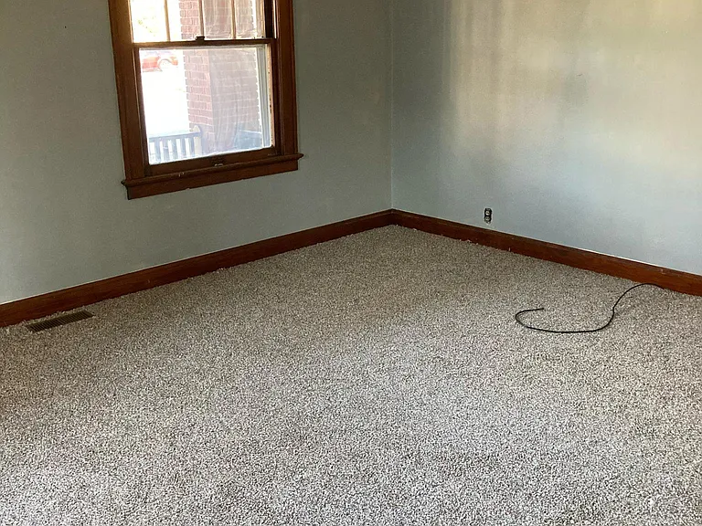 1305 E 1307 Riverside Dr #1305 — Photo 3