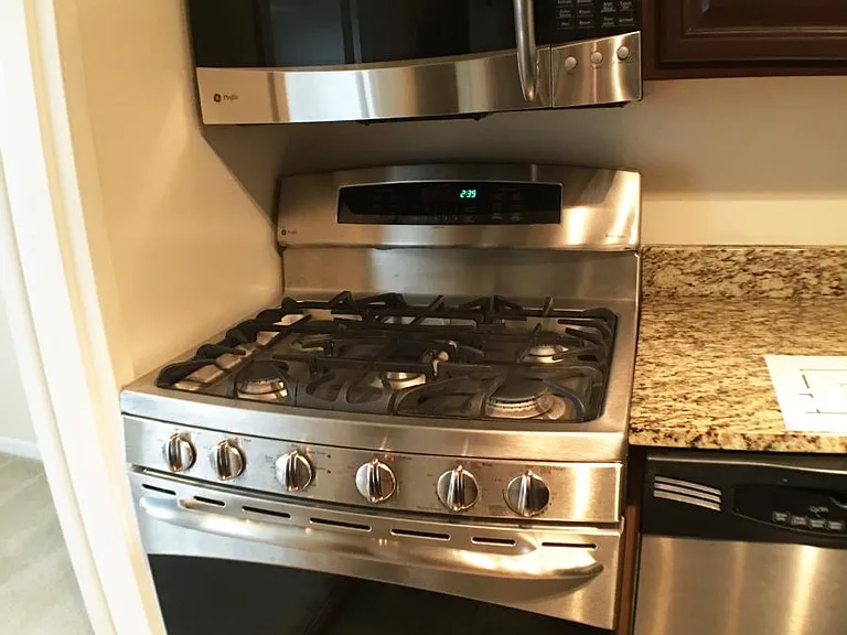 3100 S Manchester St #9 — Photo 12