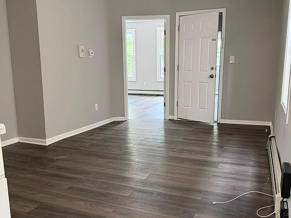 3rd image of 690 S 18th St
