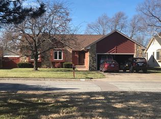 2205 S Linden St, Wichita, KS 67207