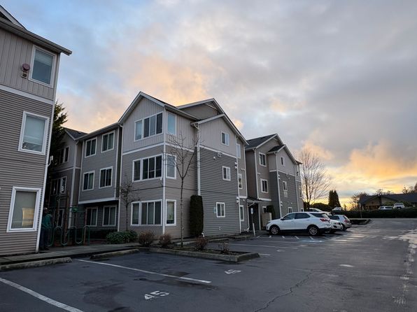 10790 16th Ave SW APT C303