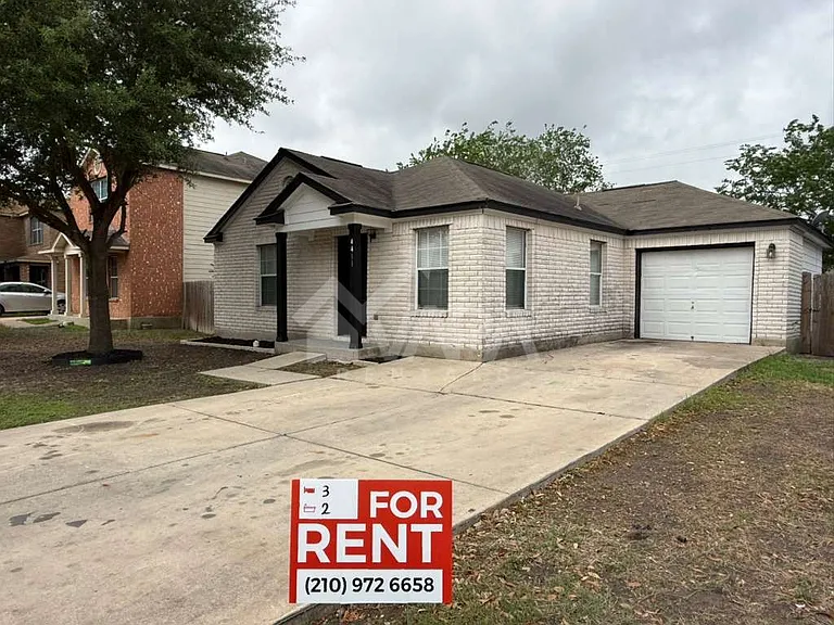 4411 Mystic Sunrise Dr — Photo 2