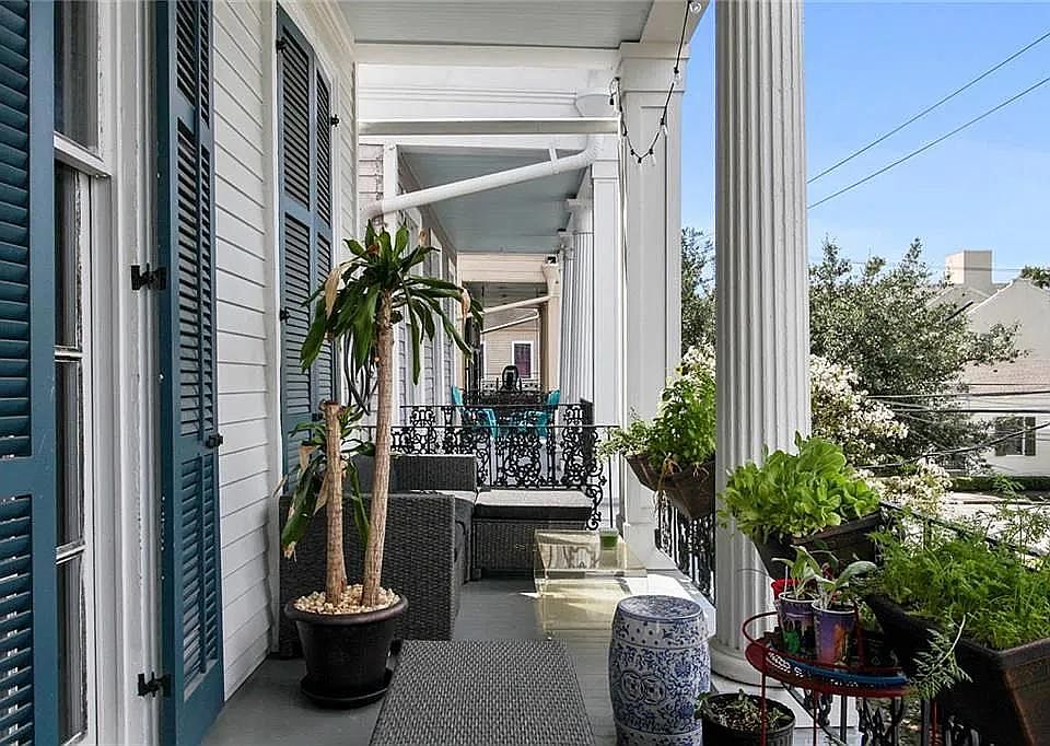 2nd story private patio