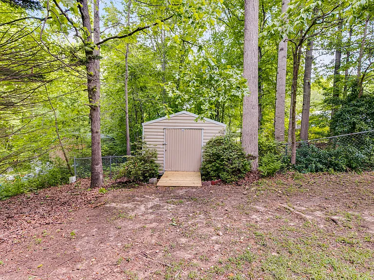 204 Wesley Mill Ln — Photo 42