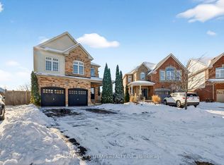 1214 Harlstone Cres, Oshawa, ON L1K 0J2