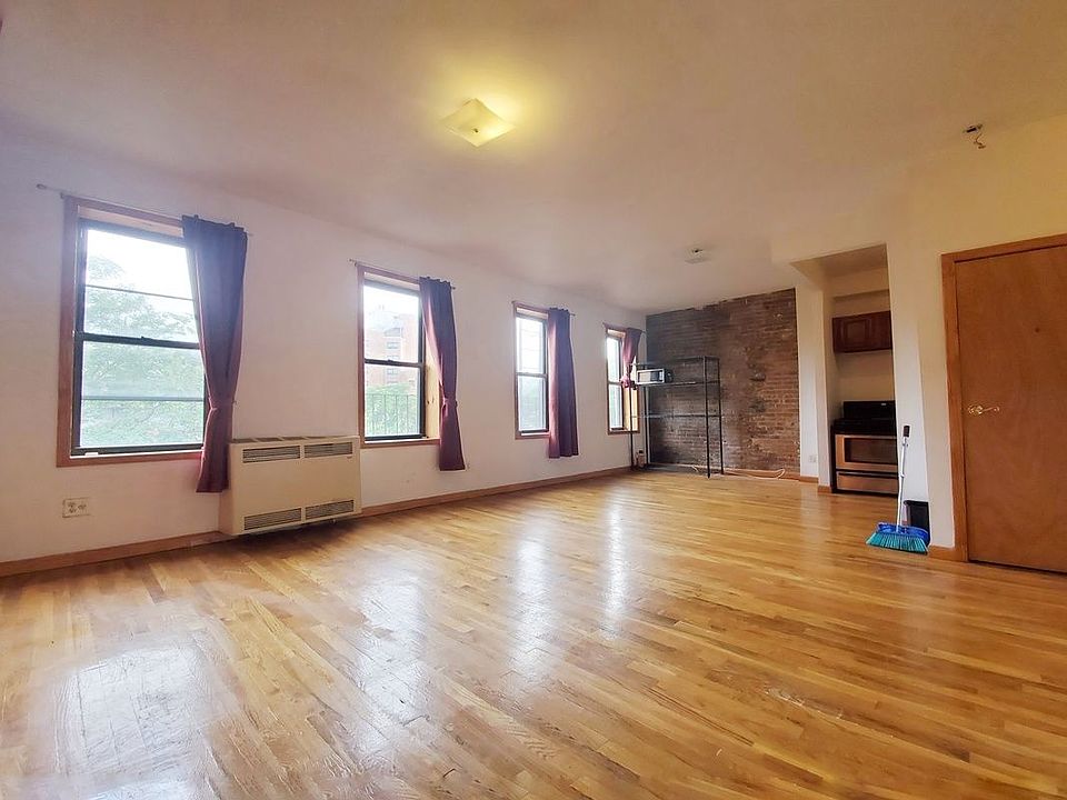 1st image of 1064 Myrtle Ave #B3