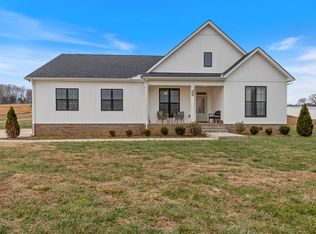 3920 Chapel Hill Rd, Clarksville, TN 37040