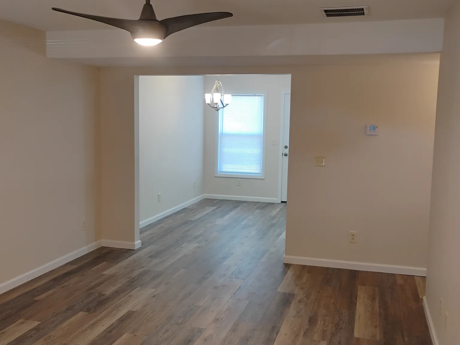 3 bed, 1600 sqft, $1,850 — Photo 4