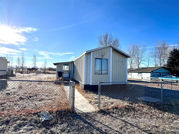 853 Winchester Dr, Deer Lodge, MT 59722