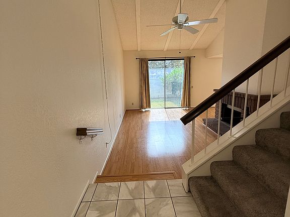 4th image of 1016 Whitewater Dr