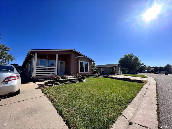 647 Stampede Drive, Lochbuie, CO 80603