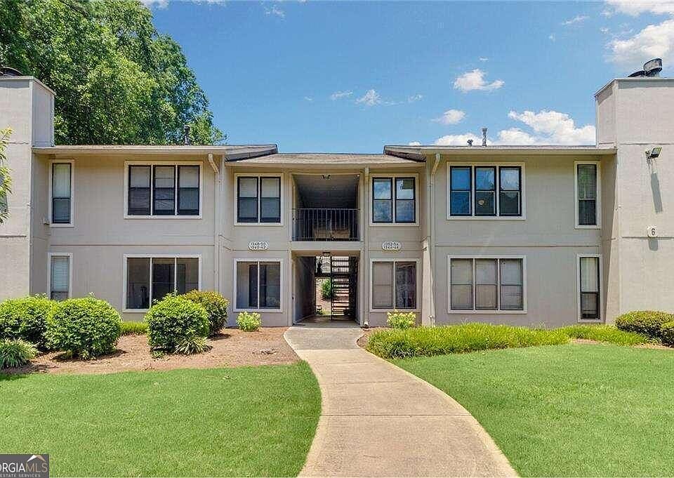 1st image of 1304 Branch Dr