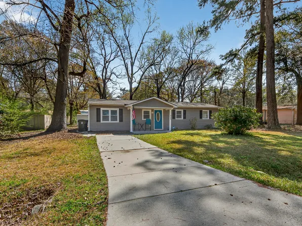 908 King Richard Dr, Charleston, SC 29407