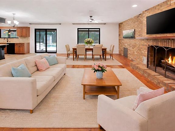 3rd image of 4353 Emmaus Rd