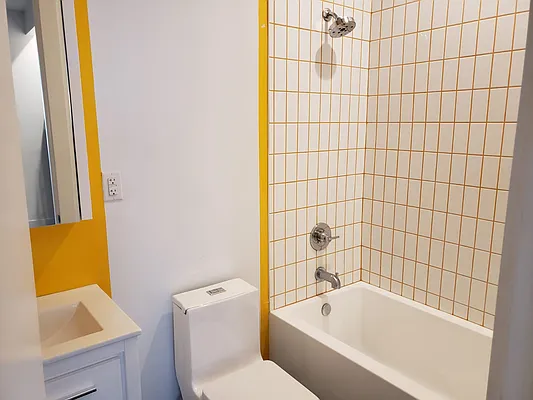 Rented by Yup Realty LLC | media 22