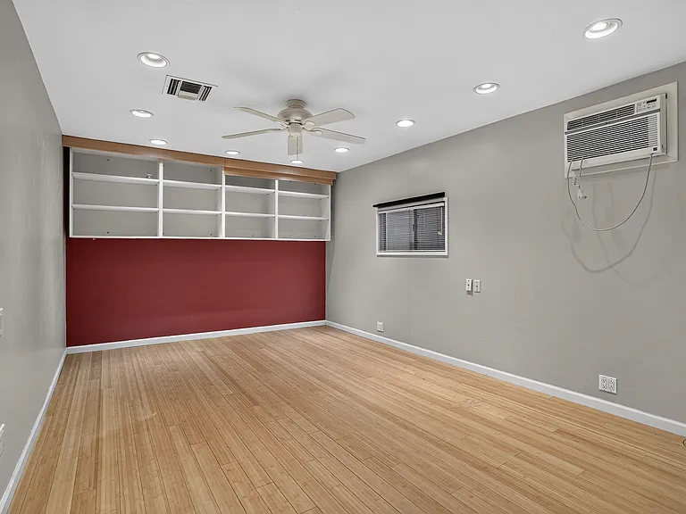 315 W Glenrosa Ave — Photo 12