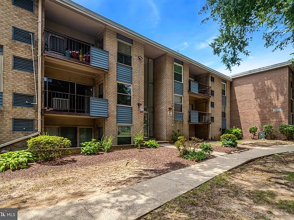 2nd image of 3845 Saint Barnabas Rd #101