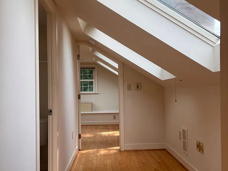 1305 Cherry Ave — Photo 8