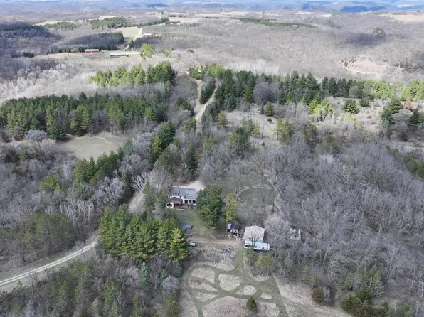 7965 Gunsmith Rd, Houston, MN 55943