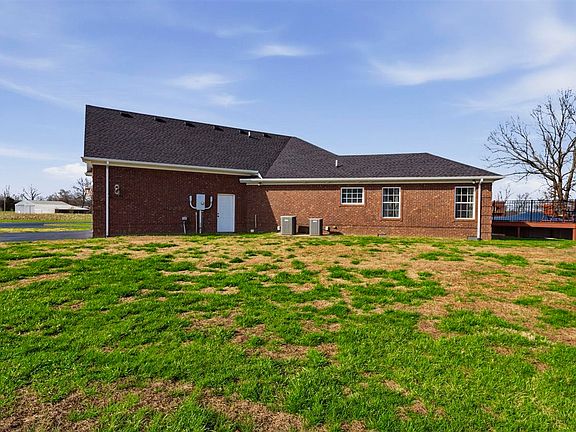 5th image of 154 Eric Young Rd