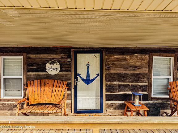 3rd image of 122 Gadberry Subdivision Rd