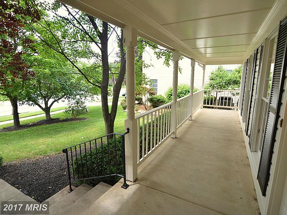 2nd image of 107 Bunker Hill Ln