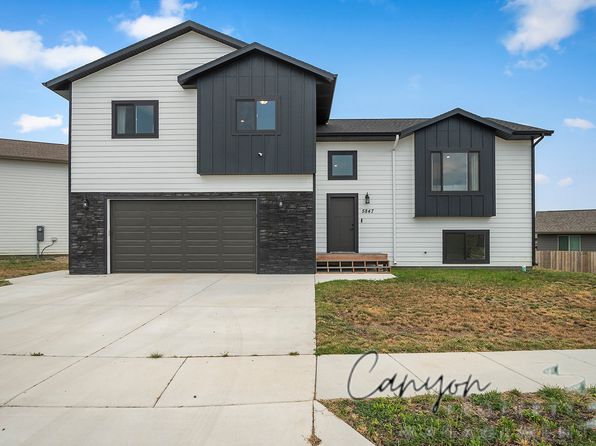 5847 Weatherby Loop
